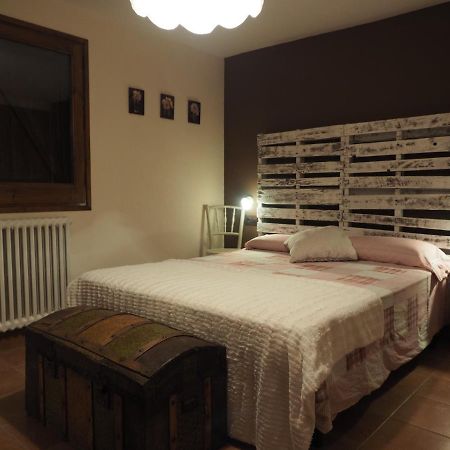 Els Noguers Turisme Castellar del Riu Exterior foto